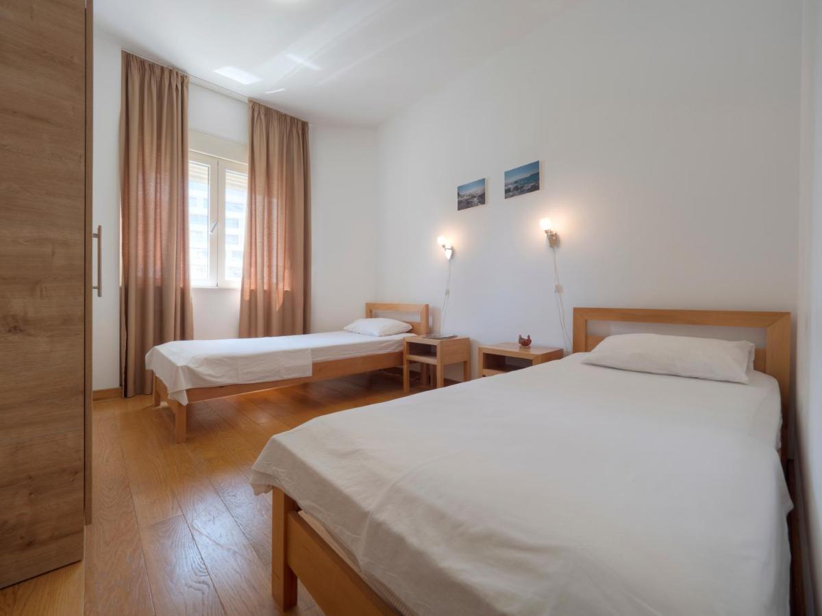Seaside Rest Apartments 부드바 외부 사진