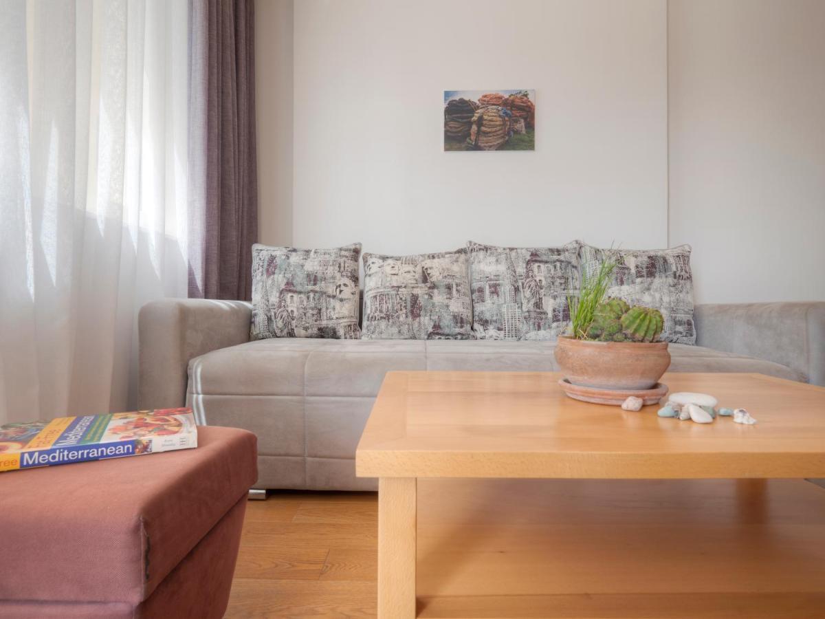 Seaside Rest Apartments 부드바 외부 사진