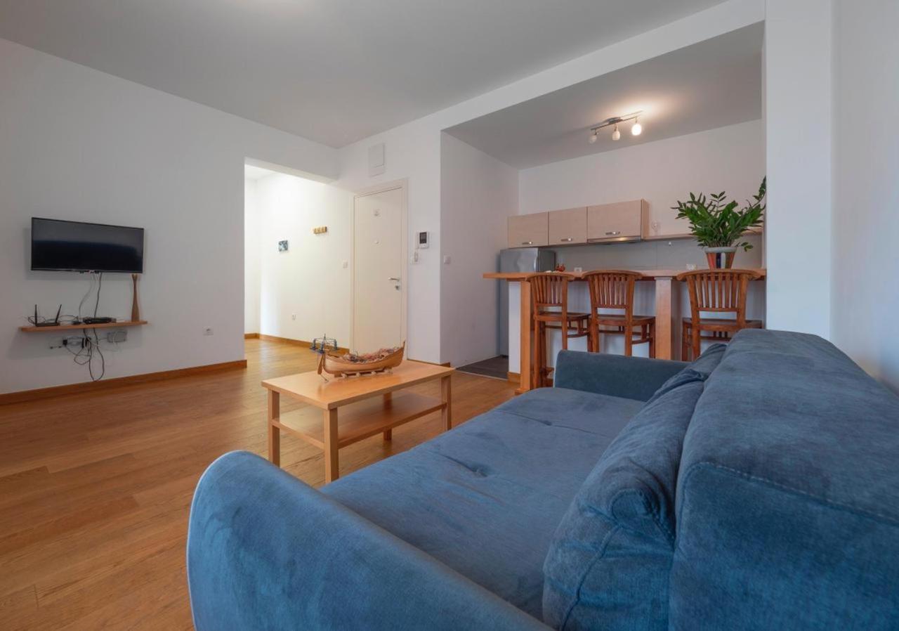 Seaside Rest Apartments 부드바 외부 사진